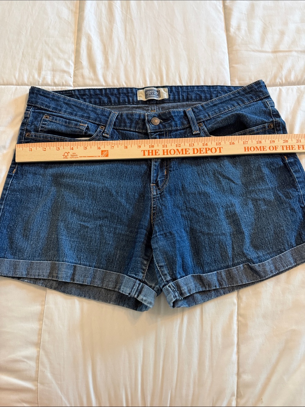 Levi's Dark Blue Cuffed Denim Shorts - Picture 4 of 9